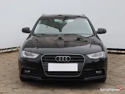 Czarny Używany 2014 Audi A4 Kombi | 43 999 zł (Dobra cena)
