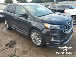 Czarny (metalik) Używany 2020 Ford Edge Titanium SUV | 55 700 zł