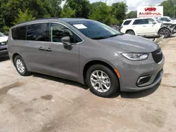 Szary Używany 2021 Chrysler Pacifica SUV | 105 000 zł