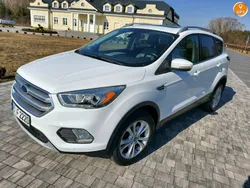 Biały Używany 2016 Ford Kuga SUV | 62 900 zł (Uczciwa cena)
