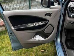 Używany 2015 Renault Zoe Hatchback | 25 900 zł