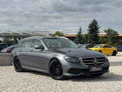 Szary (metalik) Używany 2017 Mercedes E200 Kombi | 84 900 zł (Dość drogi)