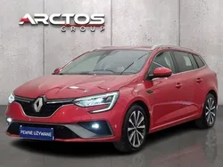 Czerwony (metalik) Używany 2020 Renault Mégane GrandTour Kombi | 60 300 zł (Dość drogi)