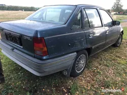 Szary Używany 1988 Opel Kadett Sedan/Limuzyna | 4001 zł