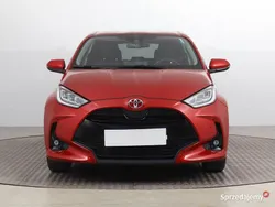 Czerwony Używany 2022 Toyota Yaris Hatchback | 75 999 zł (Uczciwa cena)