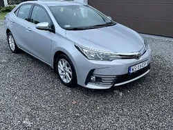 Srebrny Używany 2018 Toyota Corolla Sedan/Limuzyna | 52 900 zł (Dobra cena)