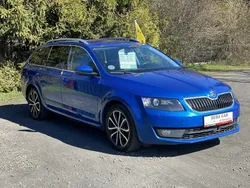 Niebieski Używany 2017 Skoda Octavia Kombi | 47 900 zł (Drogi)