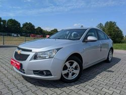 Srebrny (metalik) Używany 2010 Chevrolet Cruze LS Sedan/Limuzyna | 19 900 zł (Dobra cena)