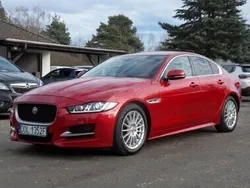 Czerwony Używany 2017 Jaguar XE R Sedan/Limuzyna | 64 900 zł