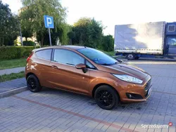 Pomarańczowy Używany 2012 Ford Fiesta Hatchback | 20 900 zł (Drogi)