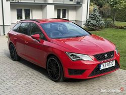 Czerwony Używany 2015 Cupra Leon Kombi | 53 900 zł (Uczciwa cena)