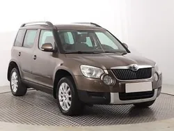 Brązowy Używany 2010 Skoda Yeti SUV | 20 699 zł (Uczciwa cena)