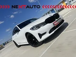 Biały Używany 2020 BMW 320 Sedan/Limuzyna | 109 900 zł (Dość drogi)