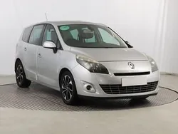 Srebrny Używany 2010 Renault Grand Scénic III Minivan | 23 999 zł (Uczciwa cena)