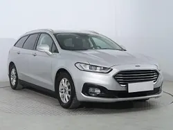 Srebrny Używany 2019 Ford Mondeo Kombi | 57 999 zł (Uczciwa cena)