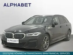Czarny (metalik) Używany 2021 BMW 520 M Sport Kombi | 116 900 zł (Uczciwa cena)