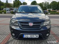 Czarny Używany 2015 Fiat Freemont Black Code SUV | 37 900 zł (Uczciwa cena)