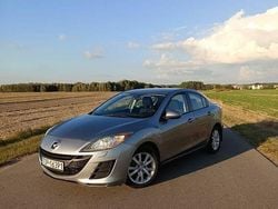 Srebrny Używany 2009 Mazda 3 Sedan/Limuzyna | 12 000 zł (Uczciwa cena)
