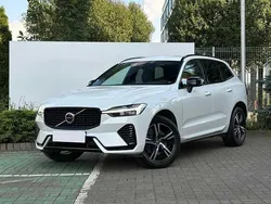 Biały Używany 2022 Volvo XC60 SUV | 149 900 zł (Dobra cena)