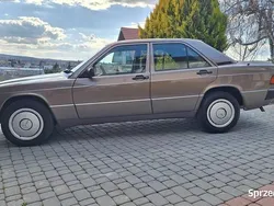 Używany 1989 Mercedes 190 | 29 000 zł