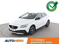 Biały Używany 2019 Volvo V40 CC Momentum Kombi | 79 900 zł
