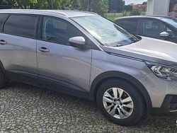 Niebieski Używany 2018 Peugeot 5008 Minivan | 47 000 zł (Super Cena)