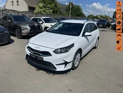 Biały (metalik) Używany 2023 Kia Ceed 2 Kombi | 44 900 zł