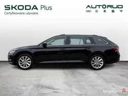 Czarny Używany 2020 Skoda Superb Ambition Kombi | 99 900 zł (Dość drogi)