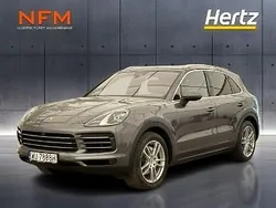 Grafitowy Używany 2019 Porsche Cayenne SUV | 250 000 zł
