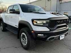 Biały Używany 2021 RAM 1500 Pickup | 460 000 zł