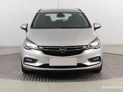 Srebrny Używany 2017 Opel Astra Hatchback | 36 999 zł (Uczciwa cena)