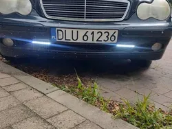 Granatowy Używany 2003 Mercedes 180 Sedan/Limuzyna | 5500 zł