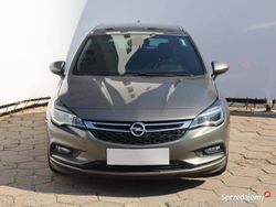 Szary Używany 2018 Opel Astra Kombi | 42 999 zł (Uczciwa cena)