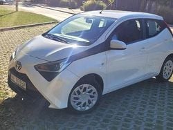 Używany 2020 Toyota Aygo Hatchback | 35 900 zł (Dobra cena)
