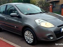 Używany 2010 Renault Clio II | 14 500 zł (Dość drogi)