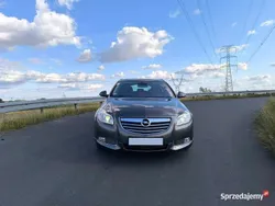 Szary Używany 2011 Opel Insignia Cosmo Kombi | 27 800 zł (Uczciwa cena)