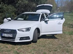 Biały Używany 2017 Audi A4 Sport Kombi | 56 900 zł (Uczciwa cena)
