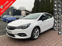 Biały Używany 2021 Opel Astra Hatchback | 48 890 zł (Uczciwa cena)