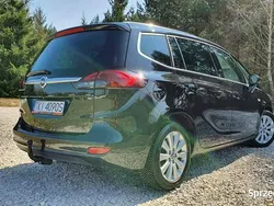 Czarny (metalik) Używany 2017 Opel Zafira Minivan | 43 300 zł (Uczciwa cena)