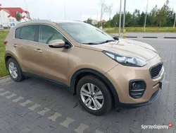 Złoty Używany 2016 Kia Sportage SUV | 52 765 zł (Dobra cena)