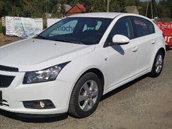 Biały Używany 2011 Chevrolet Cruze Hatchback | 17 700 zł (Uczciwa cena)