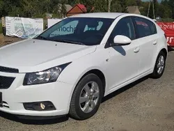 Biały Używany 2011 Chevrolet Cruze Hatchback | 17 700 zł (Uczciwa cena)