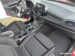 Czerwony Używany 2018 Hyundai i30 Sedan/Limuzyna | 42 900 zł (Uczciwa cena)