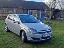 Srebrny Używany 2005 Opel Astra Coupe | 8000 zł (Uczciwa cena)