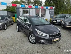 Inny (metalik, perła) Używany 2015 Kia Ceed 2 Kombi | 27 900 zł (Dobra cena)