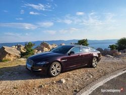 Bordowy Używany 2016 Jaguar XJL Supercharged Sedan/Limuzyna | 129 000 zł