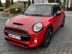 Czerwony Używany 2019 Mini Cooper S Hatchback | 76 900 zł (Uczciwa cena)