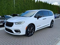Biały Używany 2024 Chrysler Pacifica SUV | 179 900 zł (Dość drogi)