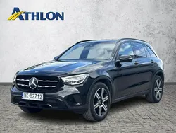 Czarny (metalik) Używany 2022 Mercedes GLC300 SUV | 198 300 zł (Dość drogi)
