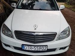 Biały Używany 2007 Mercedes C200 Sedan/Limuzyna | 17 700 zł (Uczciwa cena)